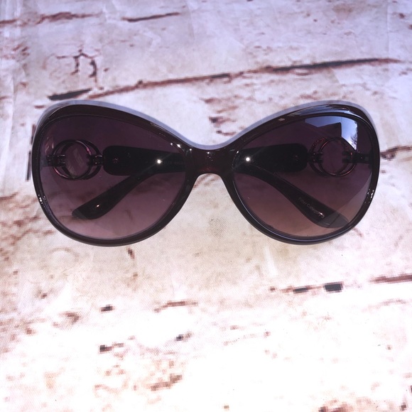 Elle Accessories - Elle fashion sunglasses